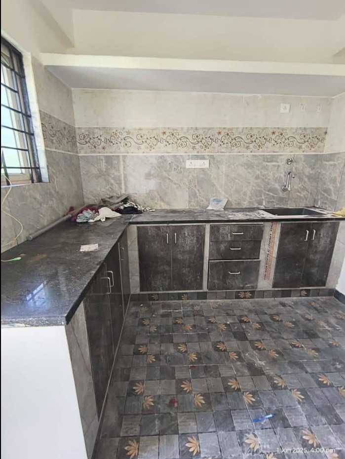 2 BHK APARTMENT / FLAT