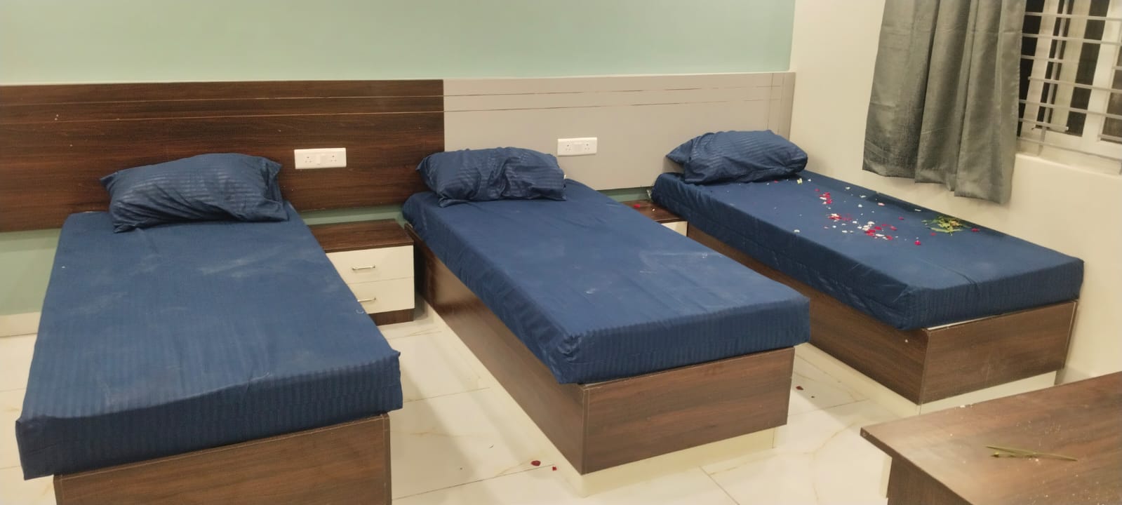 degree collage, 15 &16, 5th A cross road, kasaba hobli, near Indian Academy Road, Hennur Gardens, Bengaluru, Karnataka 560043 PG